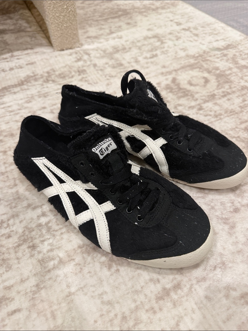 Onitsuka Tiger by Asics women’s Black with White Stripes Mexico-Style Sneakers